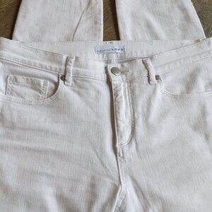 Made and Loved LOFT All White Modern Skinny Jeans, with Slim Pockets, Size 8, 29